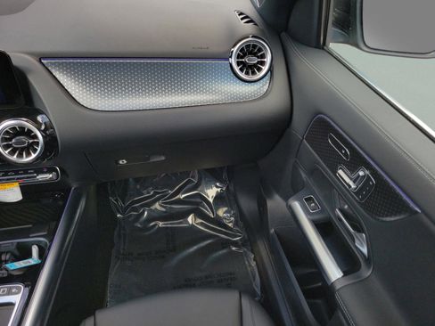 Certified 2026 Mercedes-Benz GLA 250 4MATIC image 21