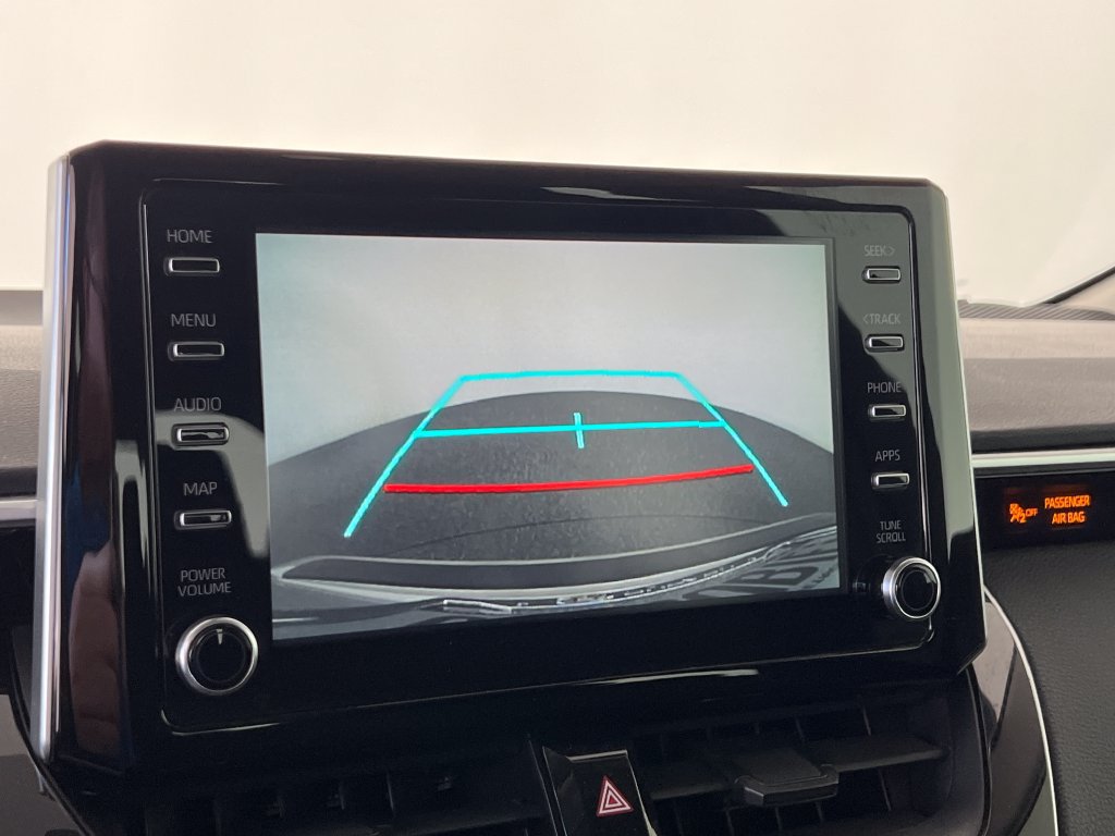 Used 2020 Toyota Corolla LE w/ Carpet Mat Package (TMS) FWD image 22