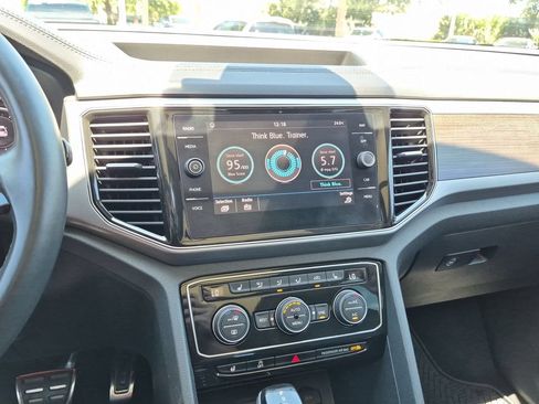 Used 2019 Volkswagen Atlas SEL R-Line FWD image 17