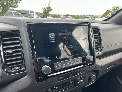 Used 2024 Nissan Frontier PRO-4X AWD/4WD image 27