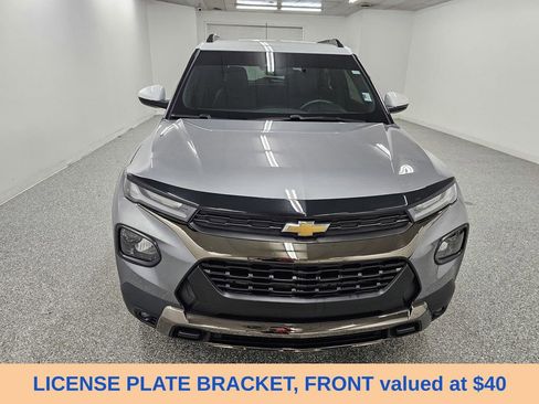 Used 2023 Chevrolet TrailBlazer ACTIV FWD image 2