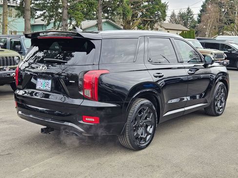 Used 2021 Hyundai Palisade Calligraphy w/ Winter Package image 7