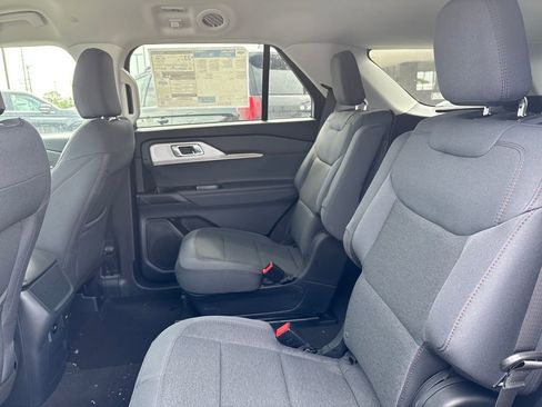 New 2026 Ford Explorer Active AWD/4WD image 25