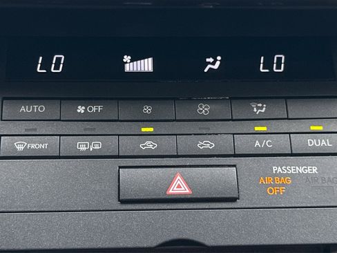 Used 2015 Lexus IS 250 RWD image 18