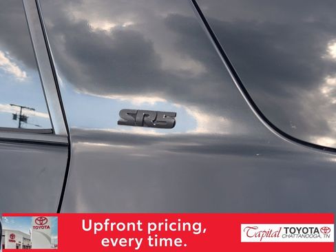 Used 2010 Toyota 4Runner SR5 RWD image 8