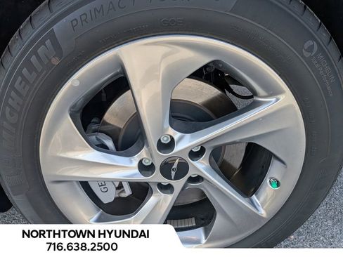 Used 2026 Genesis GV70 2.5T Select AWD/4WD image 43