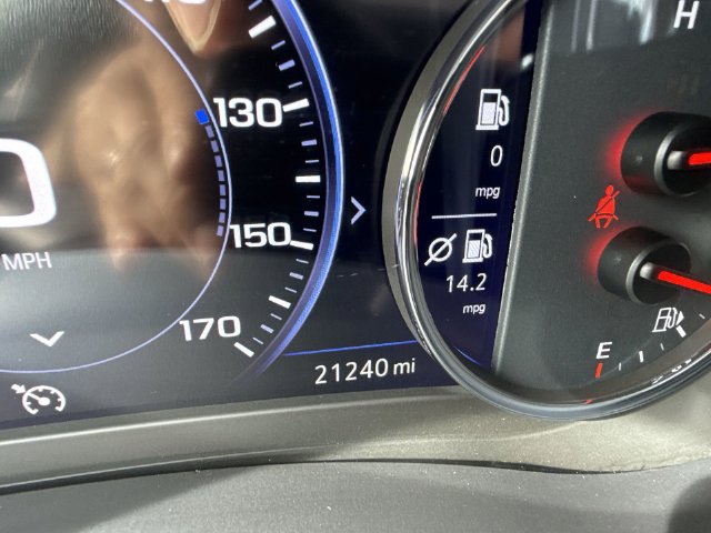 Certified 2019 Chevrolet Malibu Premier w/ Sun and Wheel Package FWD image 12