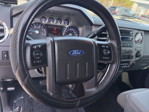 Used 2016 Ford F250 XLT w/ XLT Value Package AWD/4WD image 16