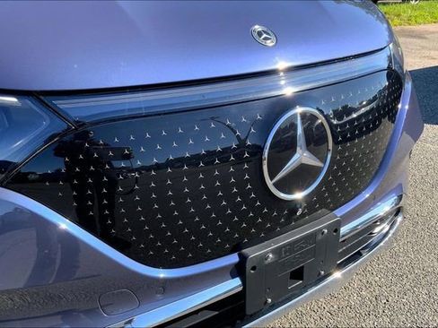 Used 2023 Mercedes-Benz EQE 350+ 4MATIC SUV w/ Exclusive Trim Package image 26