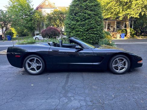 Used 2003 Chevrolet Corvette Convertible w/ Preferred Equipment Group1 RWD image 7