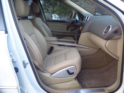 Used 2010 Mercedes-Benz ML 350 4MATIC image 16