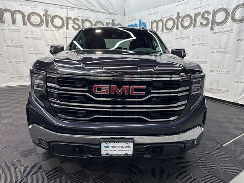 Used 2025 GMC Sierra 1500 SLT AWD/4WD image 12