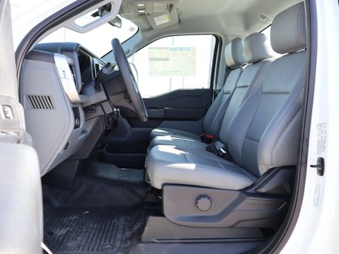 New 2025 Ford F350 XL w/ XL Chrome Package image 18