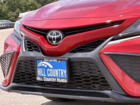 Used 2023 Toyota Camry SE FWD image 12