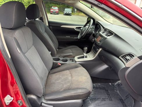 Used 2015 Nissan Sentra SV FWD image 18