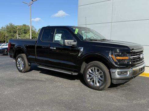 New 2026 Ford F150 XLT w/ XLT Chrome Appearance Package AWD/4WD image 2