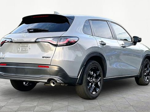 Used 2024 Honda HR-V Sport image 4