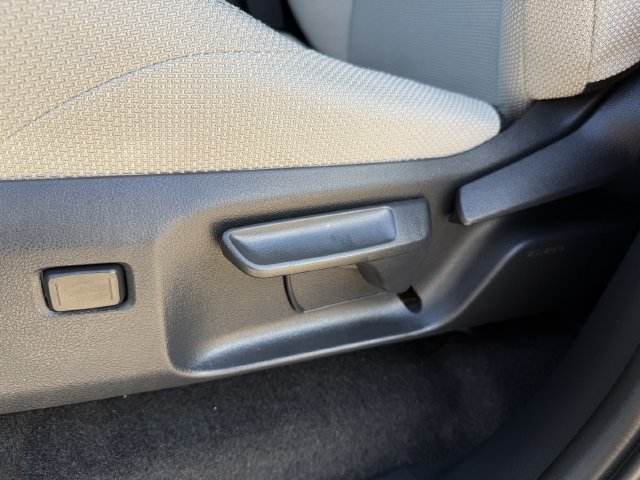 Certified 2025 Toyota 4Runner SR5 AWD/4WD image 24