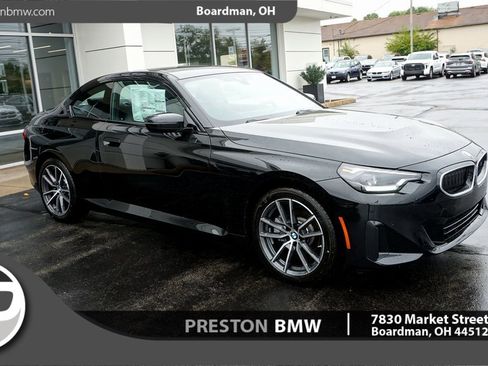 New 2025 BMW 230i xDrive 230i xDrive w/ Convenience Package image 1