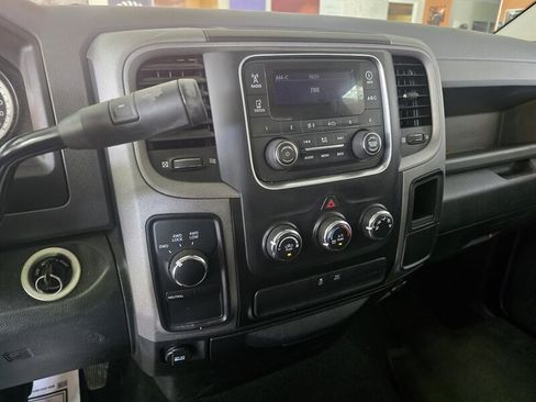 Used 2015 RAM 1500 Tradesman w/ Popular Equipment Group AWD/4WD image 19