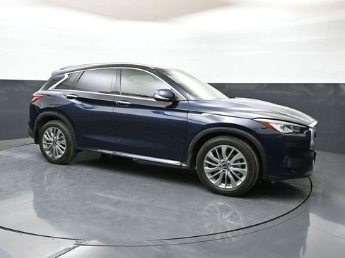 Used 2023 INFINITI QX50 Luxe FWD image 1