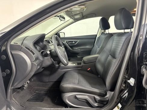Used 2018 Nissan Altima 2.5 S FWD image 11