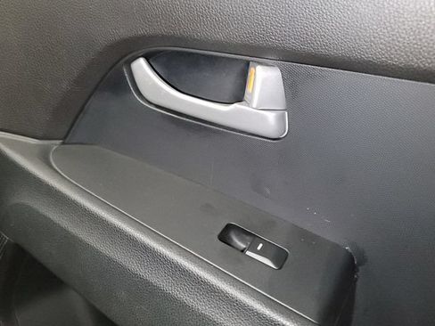 Used 2016 Kia Sportage LX FWD image 21