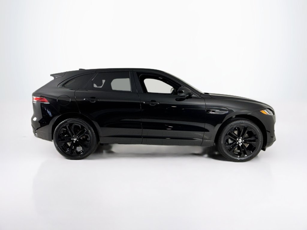 Certified 2025 Jaguar F-PACE R-Dynamic S AWD/4WD image 6