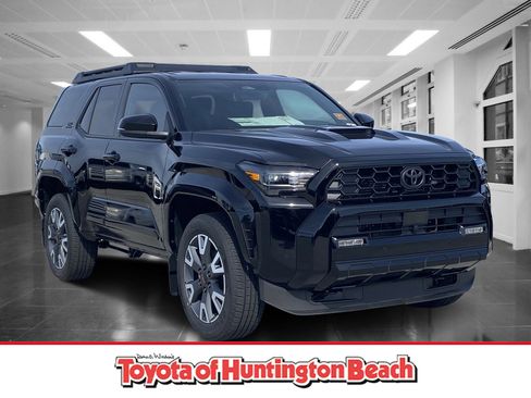 New 2026 Toyota 4Runner TRD Sport image 1