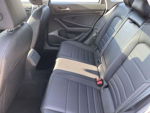 Used 2024 Volkswagen Jetta SE image 23