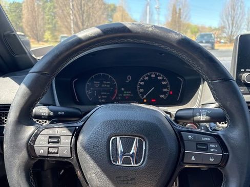 Used 2023 Honda Civic Sport image 14