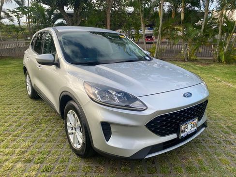 Used 2020 Ford Escape SE FWD image 19