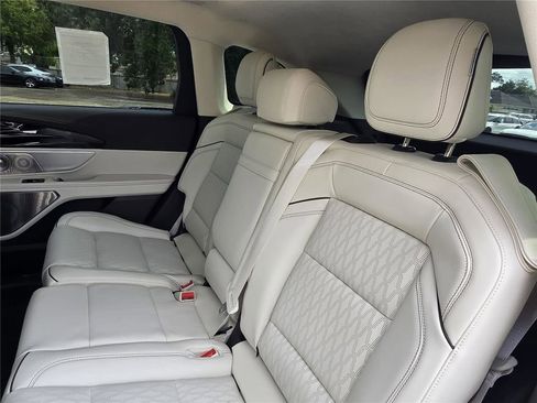 New 2026 Lincoln Nautilus Black Label AWD/4WD image 10
