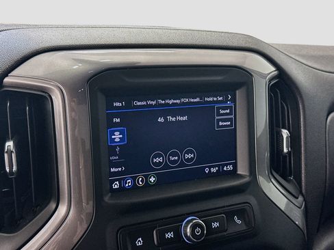 Used 2024 Chevrolet Silverado 1500 Custom Trail Boss w/ Dark Appearance Package AWD/4WD image 21