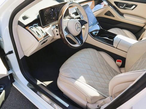 Used 2023 Mercedes-Benz S 580 4MATIC Sedan image 13