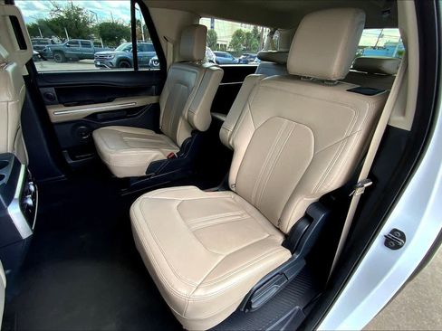 Used 2024 Ford Expedition Max Limited image 20