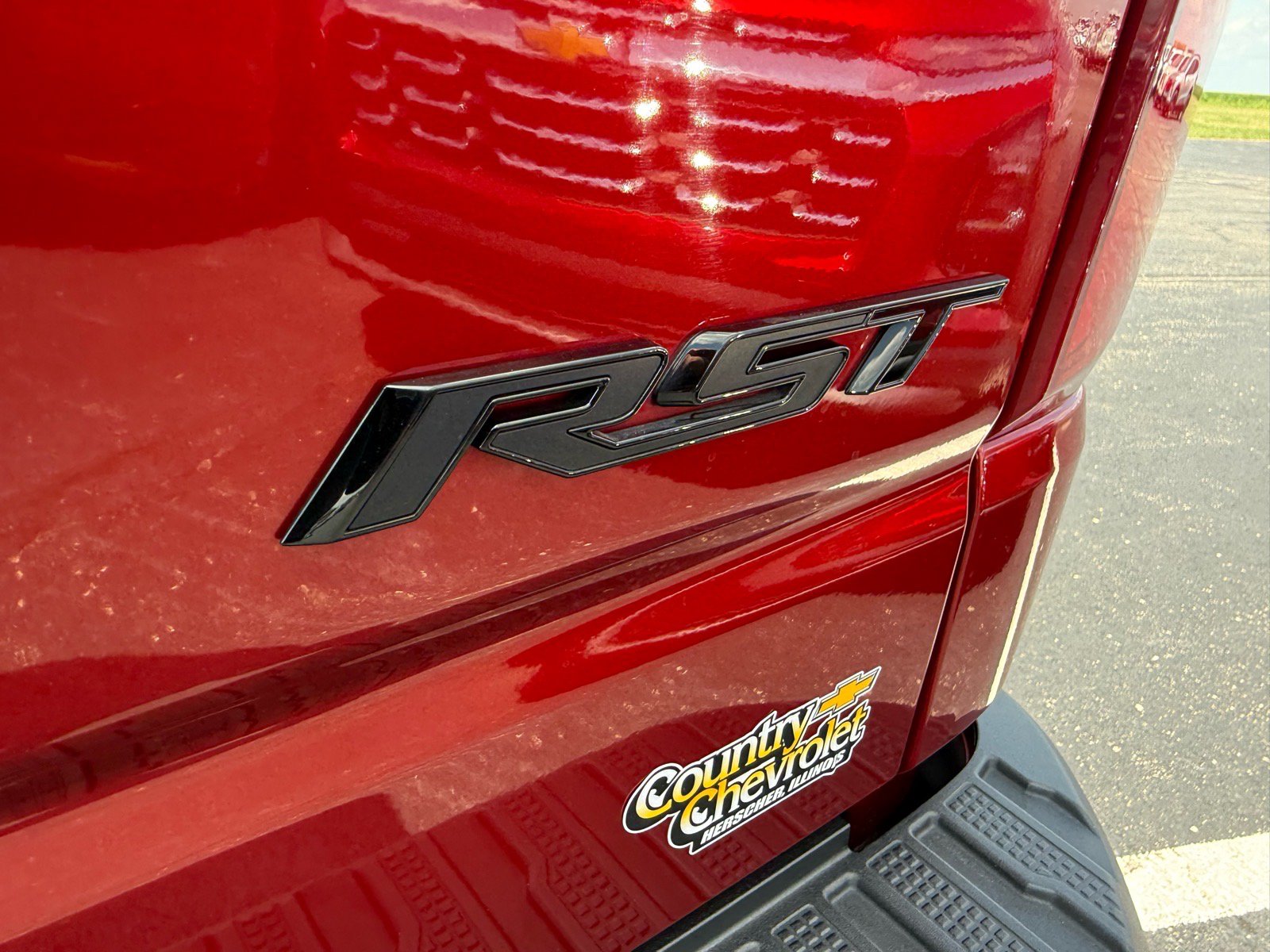 Used 2024 Chevrolet Silverado 1500 RST w/ Convenience Package II AWD/4WD image 15