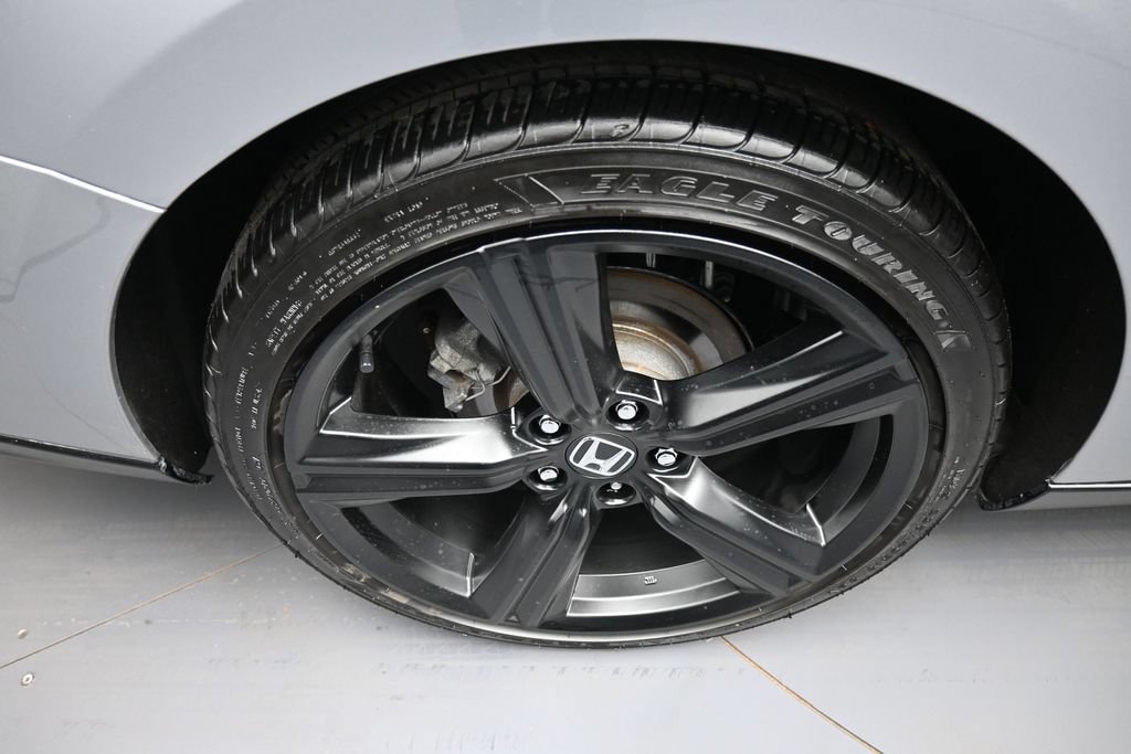 Used 2024 Honda Accord Sport image 12