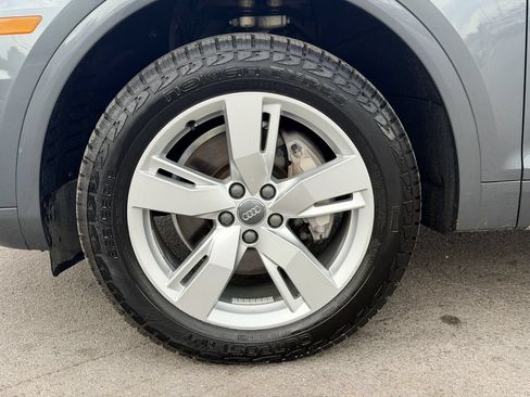 Used 2018 Audi Q5 2.0T Premium w/ Convenience Package AWD/4WD image 26