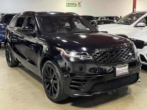 Used 2018 Land Rover Range Rover Velar R-Dynamic SE image 3
