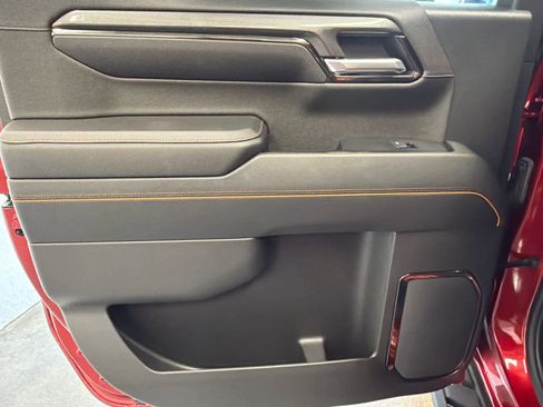 Used 2024 GMC Sierra 1500 AT4 w/ Technology Package image 23