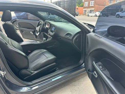 Used 2018 Dodge Challenger SXT Plus RWD image 15