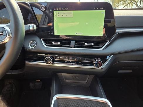 Certified 2025 Chevrolet Equinox LT image 29