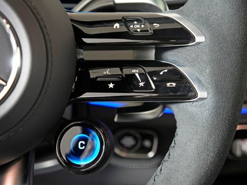 New 2026 Mercedes-Benz GLE 63 AMG S image 20