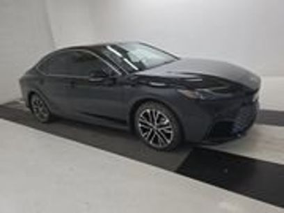 Used 2025 Toyota Camry XLE