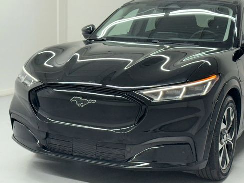 Used 2021 Ford Mustang Mach-E Premium image 10