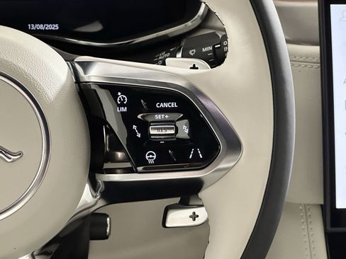 Used 2026 Jaguar F-PACE R-Dynamic S image 16