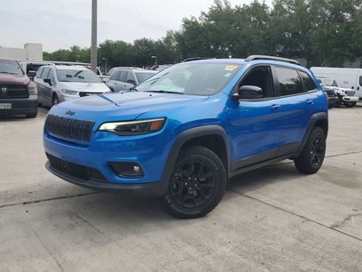 Used 2022 Jeep Cherokee Latitude w/ Sun & Sound Group