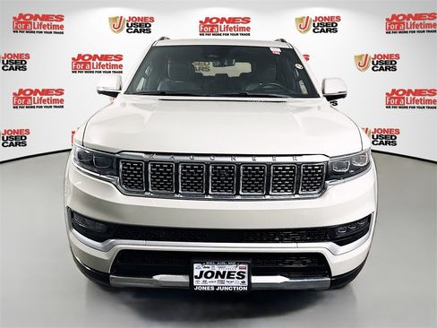 Used 2022 Jeep Grand Wagoneer Series III w/ Flexible Seating Group image 14