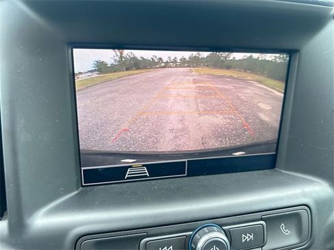 Used 2022 GMC Terrain SLE w/ Fleet Convenience Package image 21